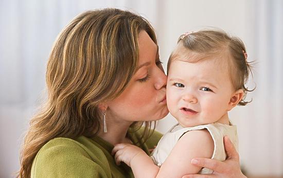 儿童高烧能导致面瘫吗,小孩发高烧引起的面瘫嘴歪