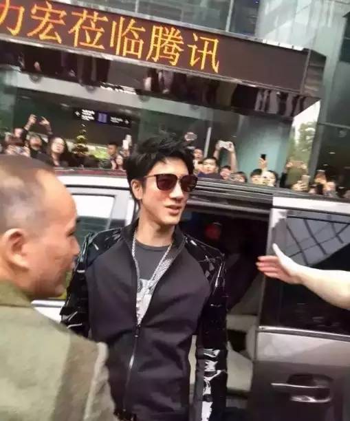 周杰伦加盟联盟嘉年华嘉宾,周杰伦跨界唯品会