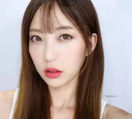 冬季还是春季适合涂唇膏,适合16岁用的唇膏