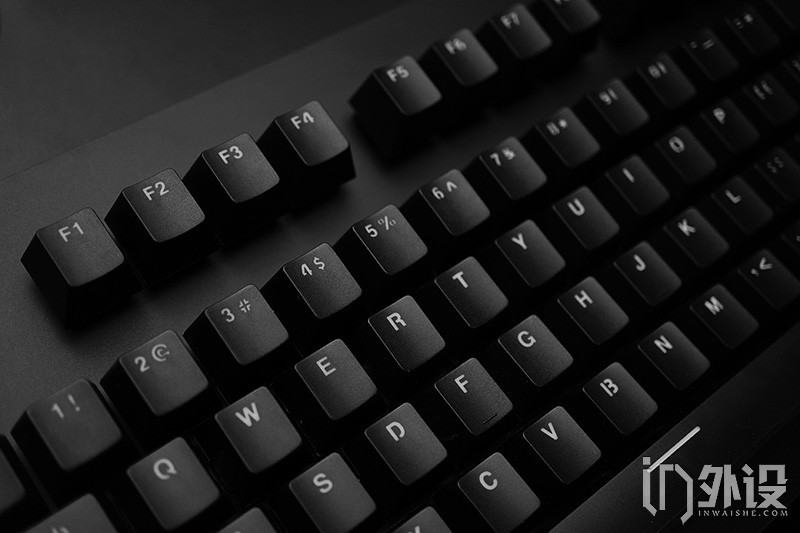 魔炼者1506机械键盘拆解,入门级客制化机械键盘横向评测