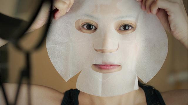 女人敷面膜对皮肤好吗,女性正确敷面膜方法