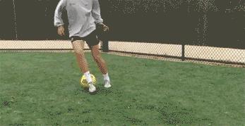 维维运球训练动作,维维足球直塞球教学视频