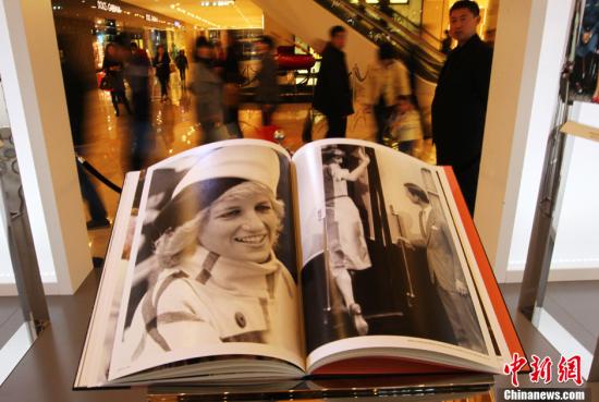 威廉王子兄弟追忆戴安娜王妃后悔最后通话时间太短