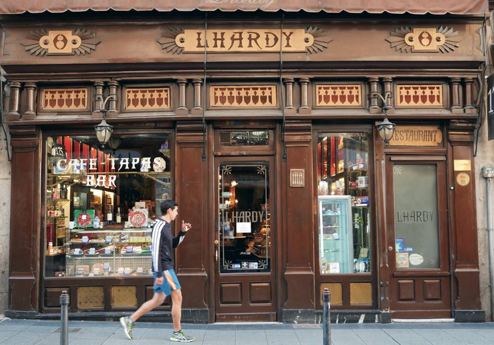 购物|累死在马德里,女人们很甘愿