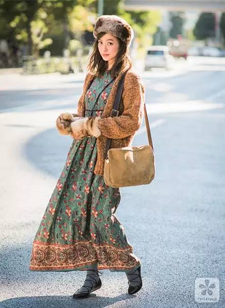 配饰|mina模特包包里的秘密垣内彩未野崎萌香篇