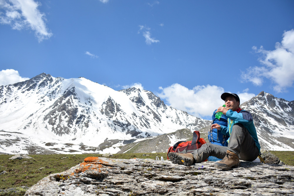 行者无疆-6月乌孙，漂洋过海为圣湖，翻山越岭因初心