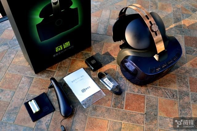 ces2019爱奇艺vr设备,爱奇艺最新款vr