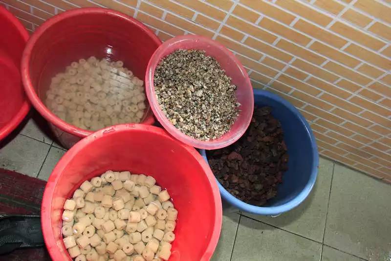 旅游时看到山川河流的感悟,旅游途中看到的景物