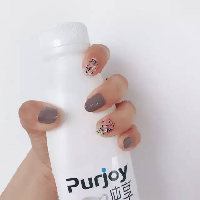 十种指甲油颜色,10种颜色的指甲油是什么