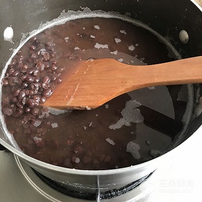 冰皮月饼的做法作文,冰皮月饼的做法用西米好吃吗