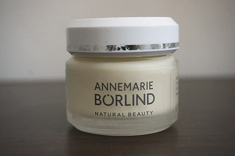 抗衰眼霜排名十大公认好用的眼霜,人老眼先衰眼霜一定要用起来