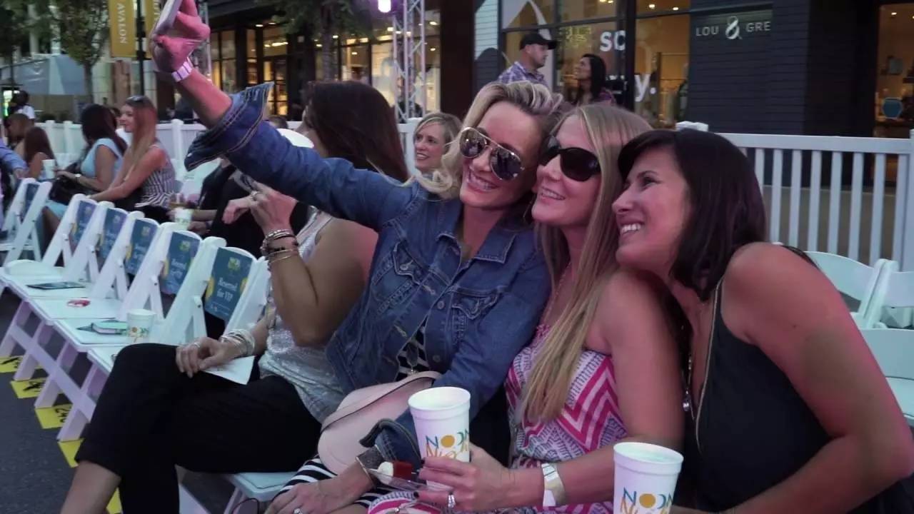 逛美国购物中心,美国购物中心漫步