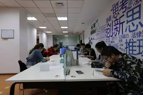 玩转“创立方”｜揭秘哈工程高大上的创客工厂