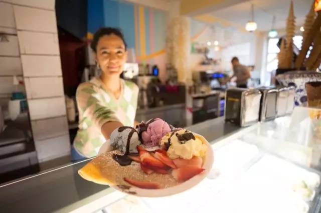 夏天必吃海盐绵绵冰甜品推荐,来冰岛一天吃什么