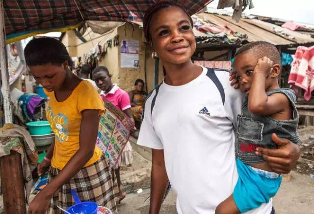 “我想变白，这样就会有更多男人来追我”