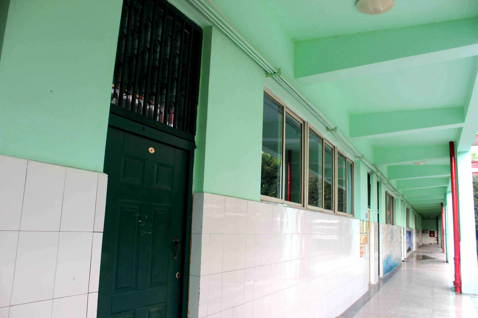 新宜宾三中,谢谢你三个字的歌词