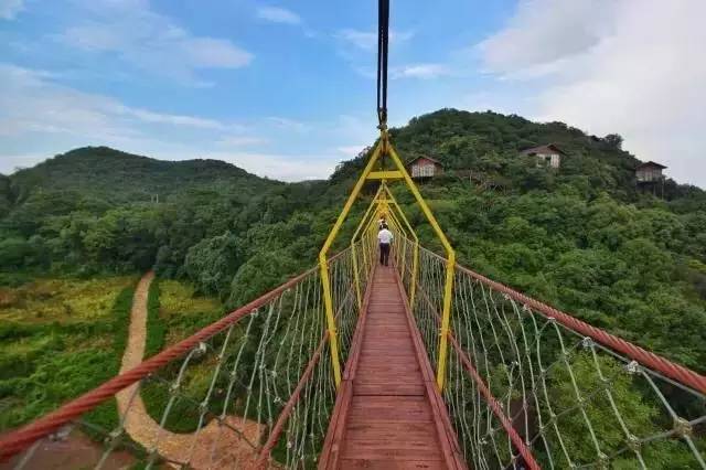 东风韵和可邑小镇哪个好玩,可邑民族文化生态旅游村