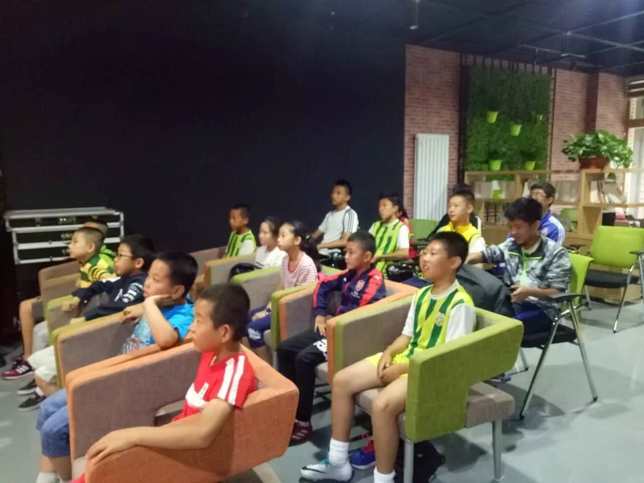 兰州封闭式青少年运动训练营,兰州新区青少年训练营