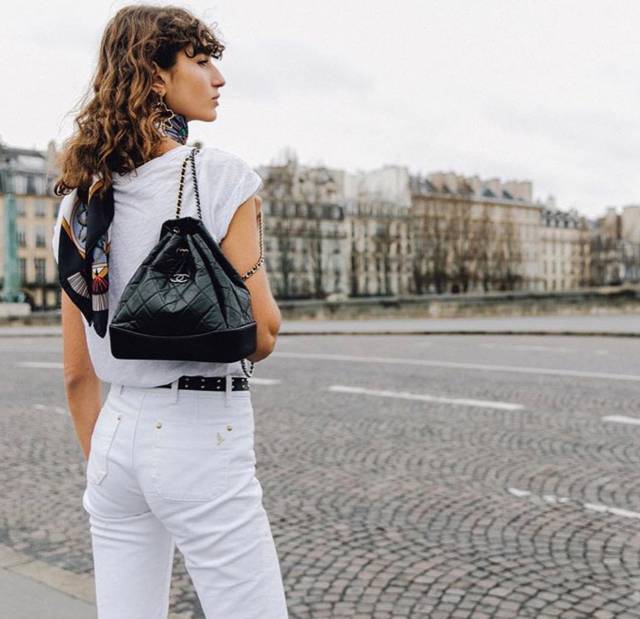 百搭双肩包推荐小众高级感,一款兼顾颜值与实用的双肩包