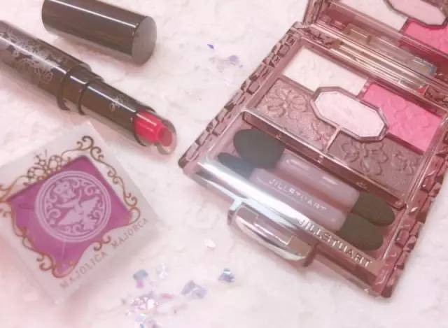 日本妹子的口红,日本女生的唇膏