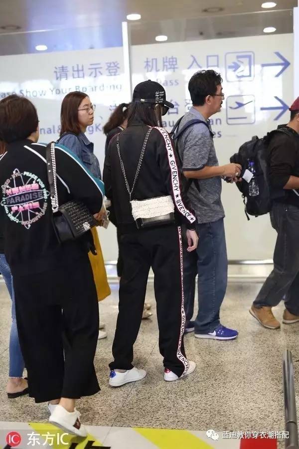 何穗私服韩火火,明星粉色礼服何穗