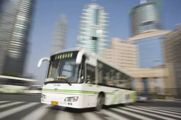 假期余额不足返程交通安全请注意,暑期余额不足请做好开学准备