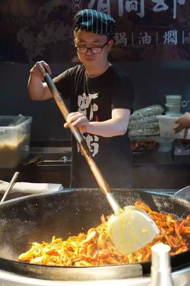 长沙河西哪家油爆虾最好吃,长沙十大最好吃的口味虾店推荐