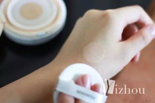 化妆新手怎么买化妆品呢女生,化妆初学者怎么买彩妆用品