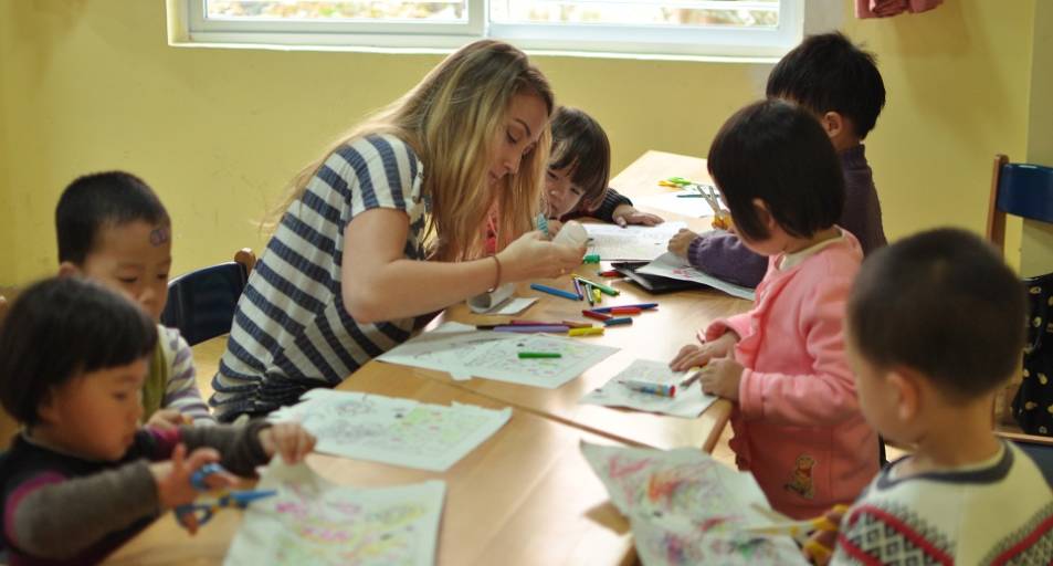 公立幼儿园托班好还是机构好,如何选择适合的托班和幼儿园