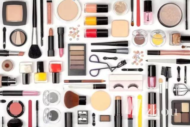 新手化妆都买什么彩妆,新手入门化妆彩妆套餐
