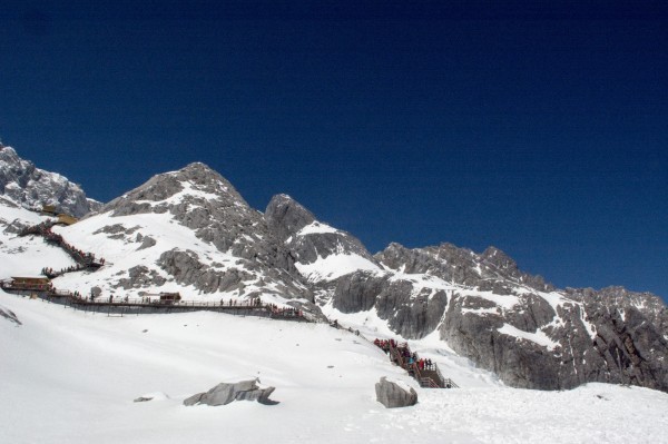 Hi,我是小可，我又回来了，产后第一次出行，娘子军奔赴女儿国