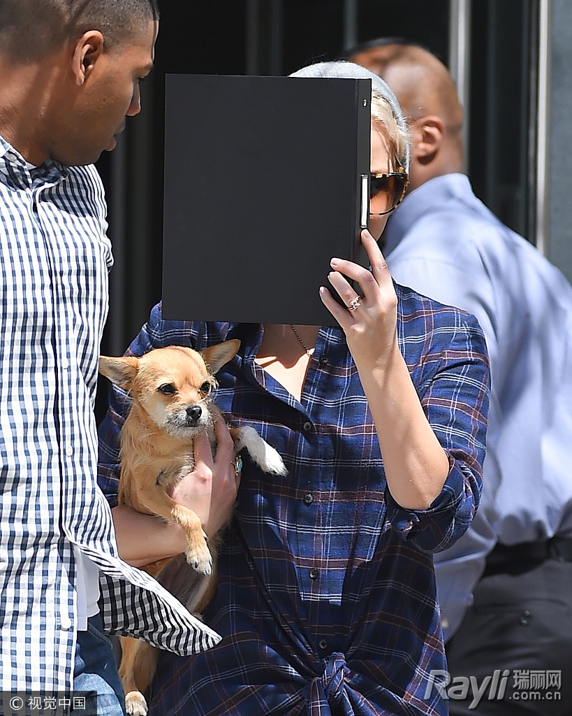 躲镜头迪丽热巴,躲镜头挑战综艺