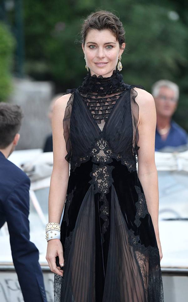 威尼斯电影节最佳红毯着装,再登威尼斯电影节红毯