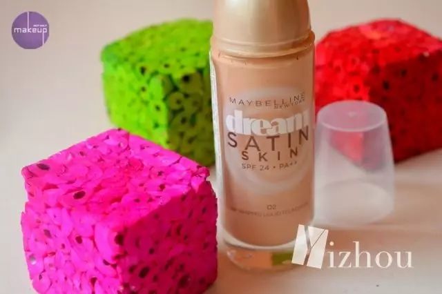 适合夜场上班的粉底液,月薪3k用什么粉底好