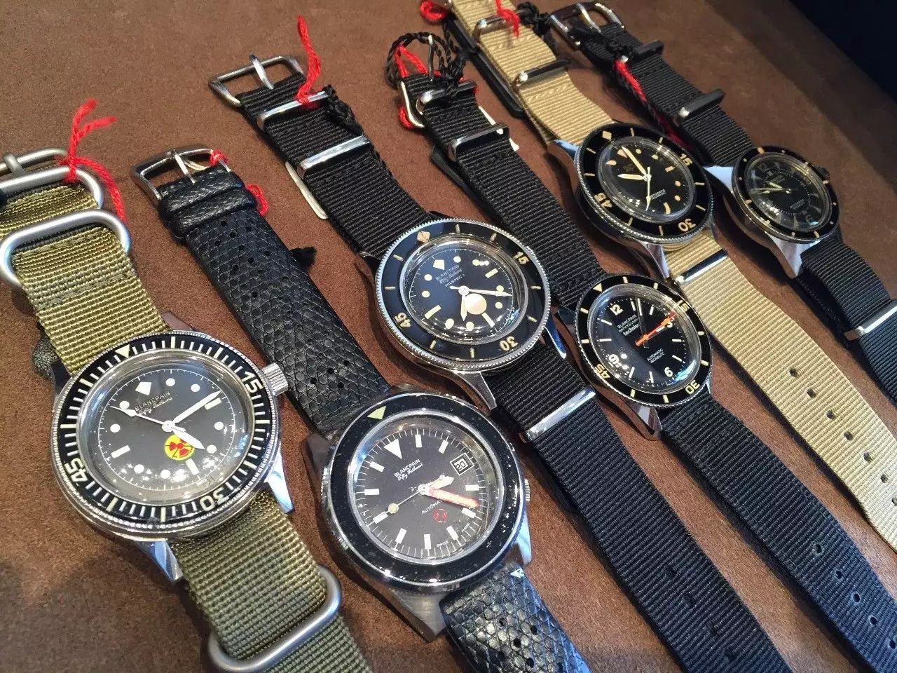 女人戴表戴在左手还是右手比较好,女人戴表不管贵还是便宜