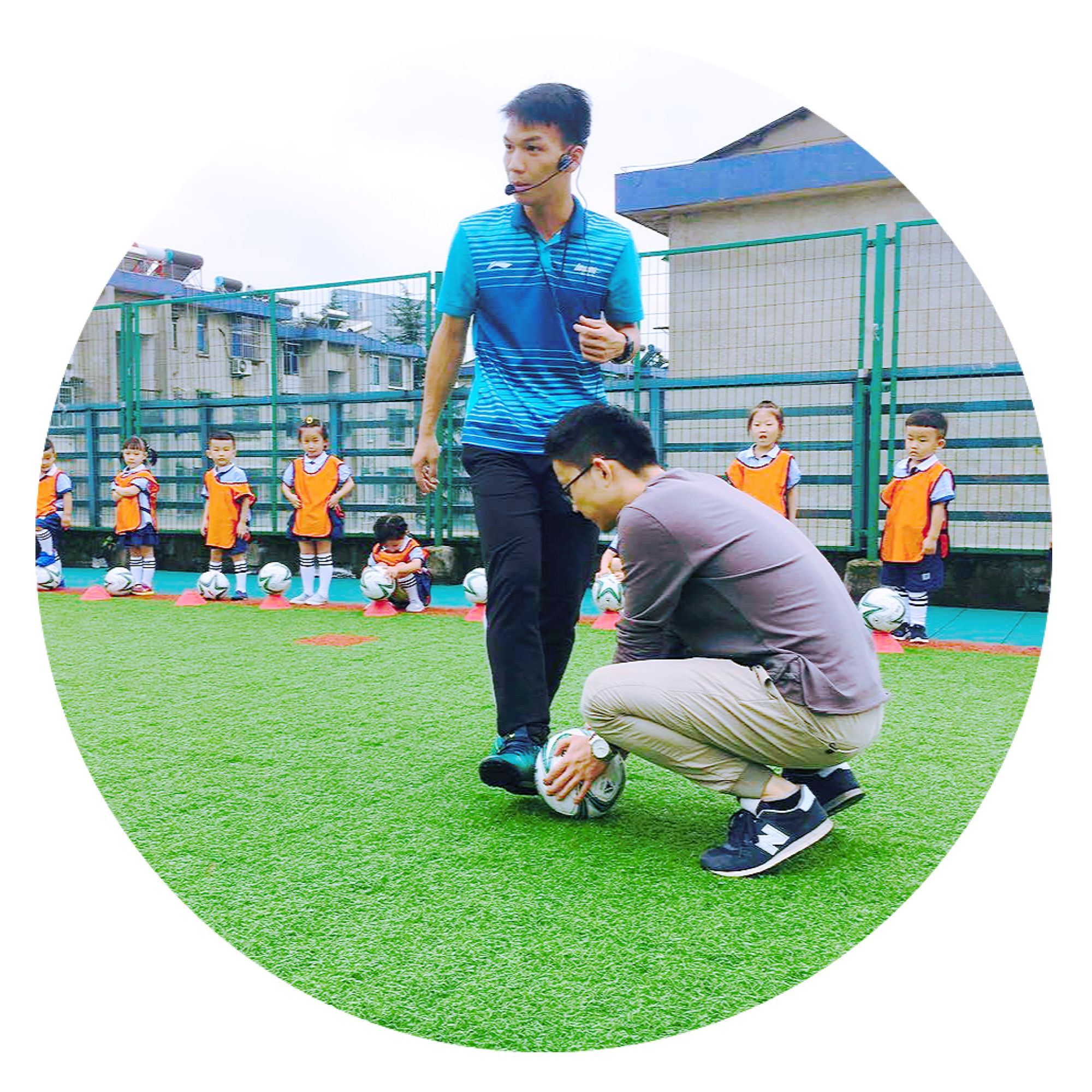 幼儿零基础足球教学,幼儿足球青训3-6岁