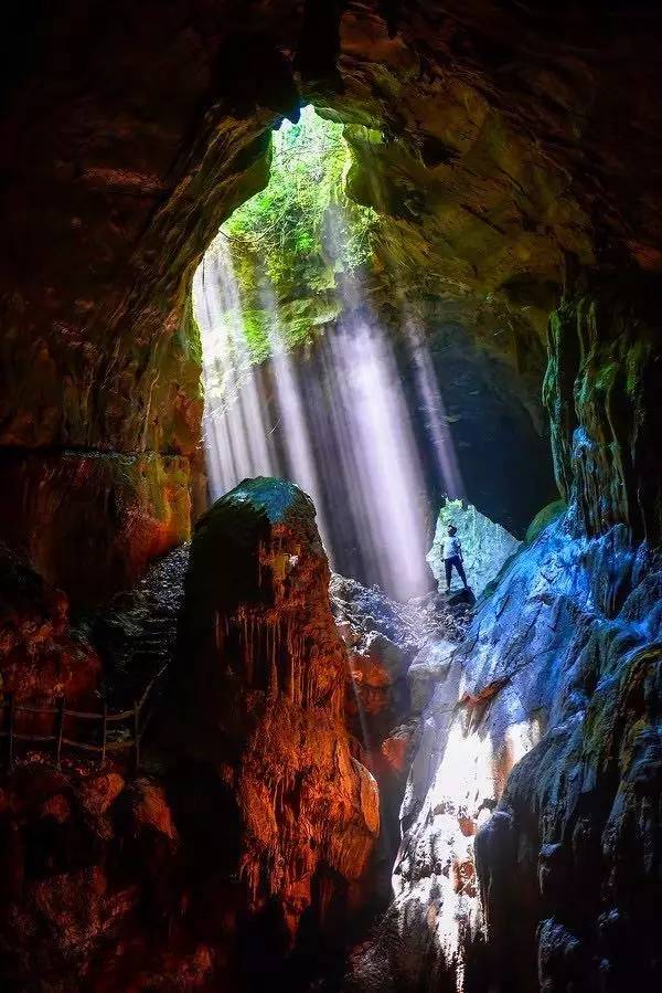 广西的地质奇观,广西喀斯特山里的奇观