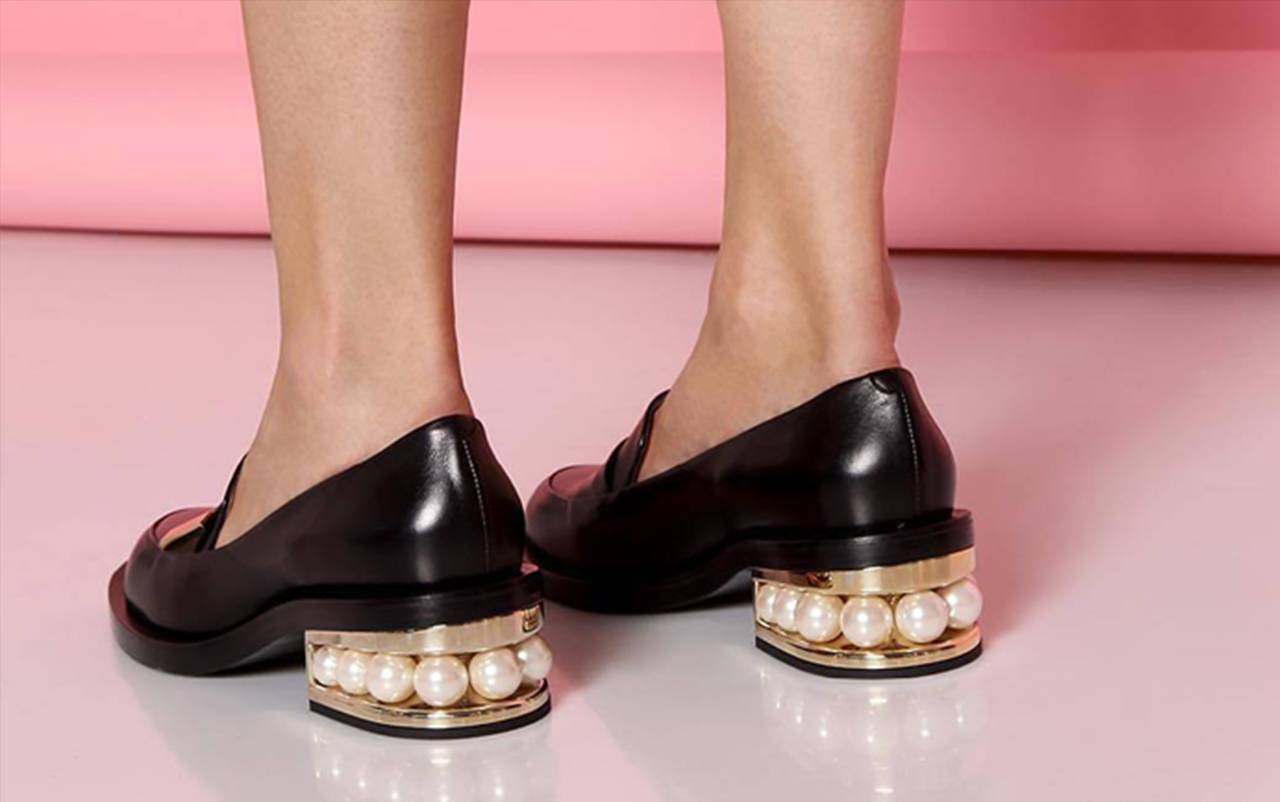 杨幂周冬雨时尚任性穿,杨幂周冬雨t恤