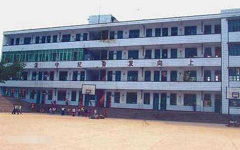 重庆最厉害的十所中学,重庆最厉害的5所大学