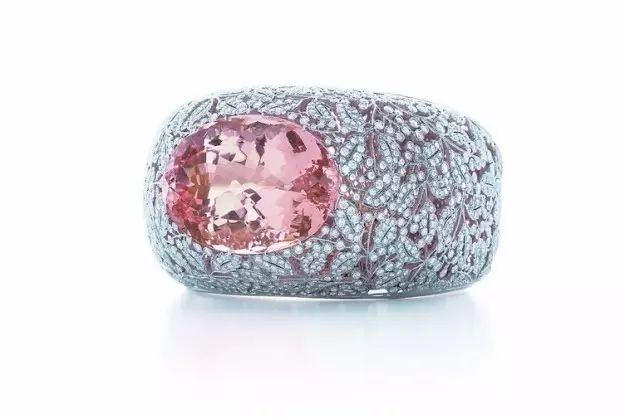 tiffany偏爱的彩色宝石,tiffany高级珠宝展易烊千玺