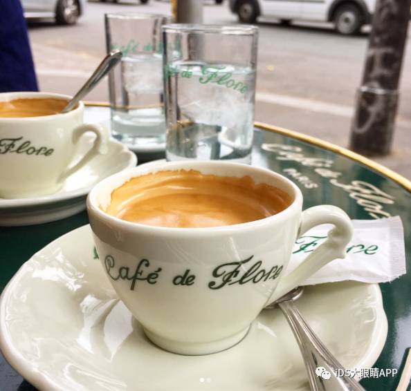 想偶遇赵丽颖吗?在巴黎时装周,她一定会去这十家咖啡馆!