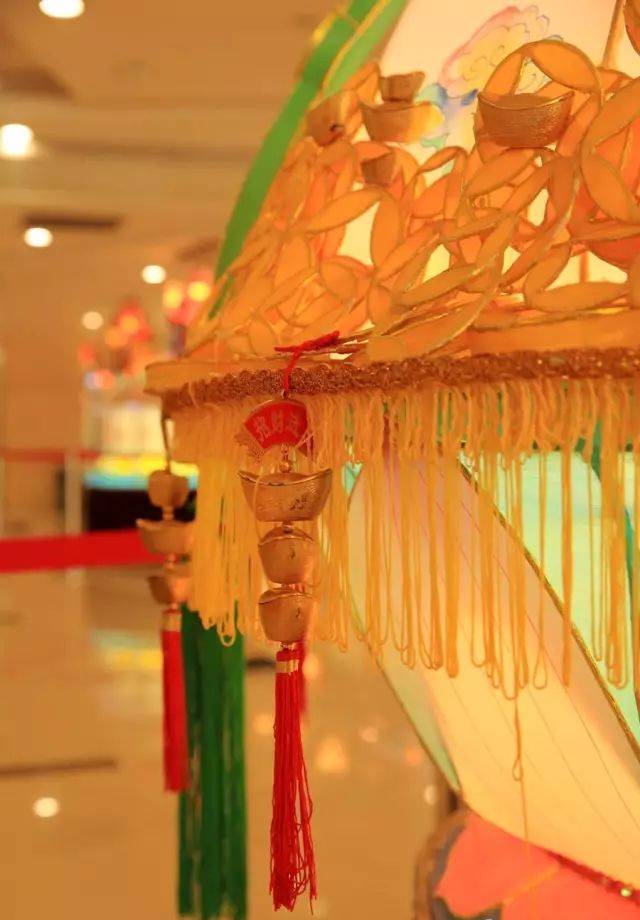 匠心制作｜传统匠人的手作灯都汇聚在海宁皮革城！