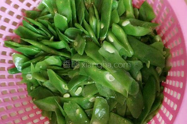 芸豆炒肉丝,芸豆炒肉的家常做法简单