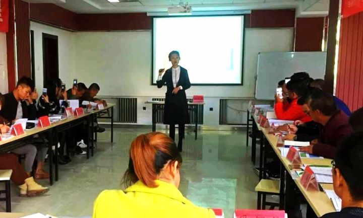 「社戒社康」创业培训“大讲堂”助力戒毒创新生