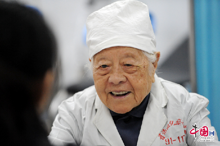 97岁妇科泰斗于载畿：牢记总理嘱托毕生服务山西人民