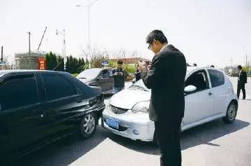 女子被撞索赔误工费几十万,被撞私了之后病情再严重怎么办