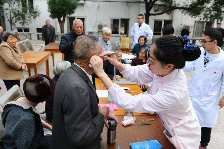 全国敬老爱老助老模范人物甘肃省,十佳敬老爱老助老模范人物