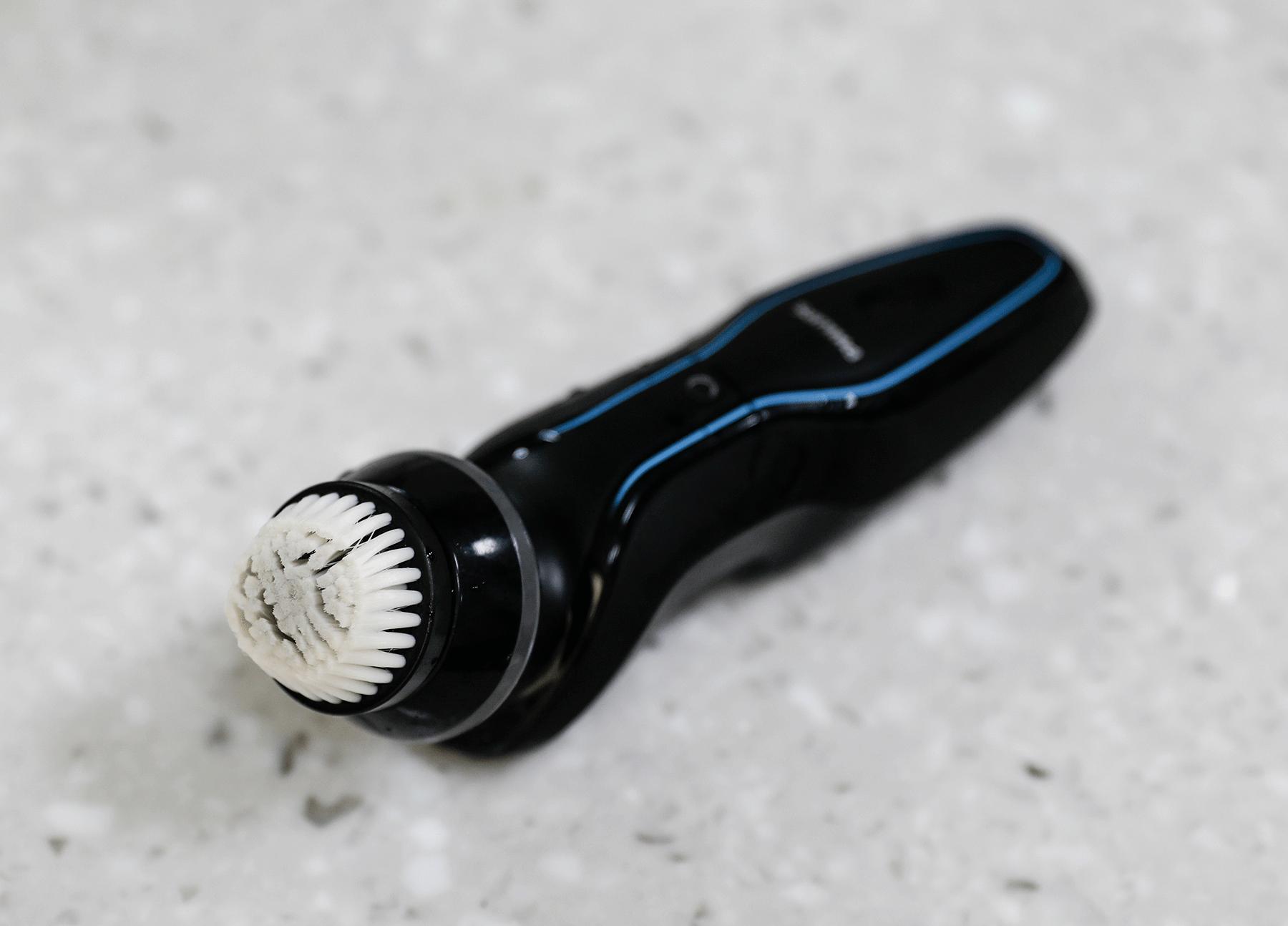 philips电动剃须刀5832,飞利浦剃须刀畅销榜第一名可冲洗