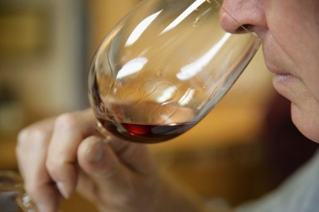 风味香格里拉葡萄酒,如何介绍葡萄酒的口感和味道呢