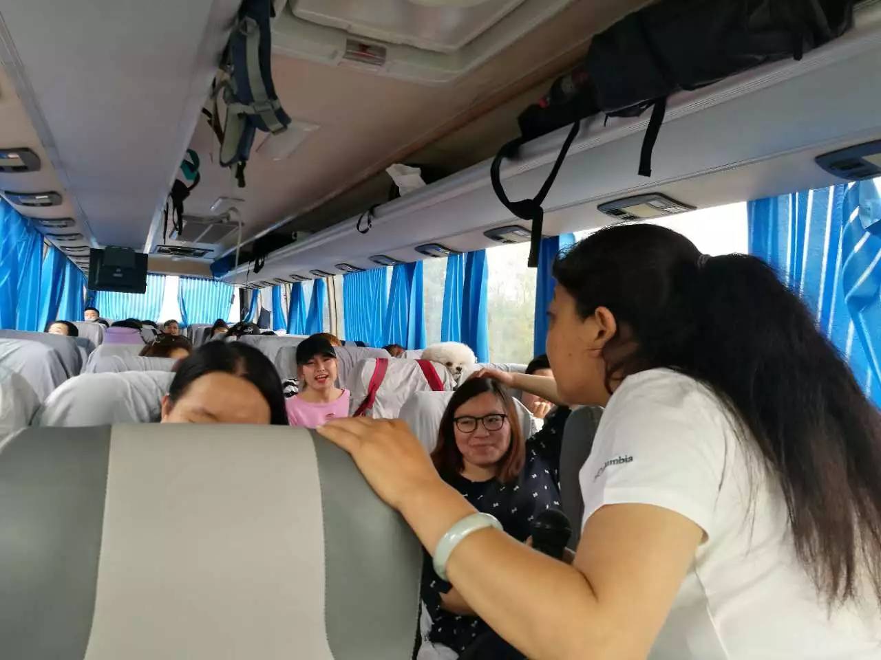 活动回顾｜随欧帝亿遛狗圣地撒花跑，铁锅灶台鱼可劲儿造回顾